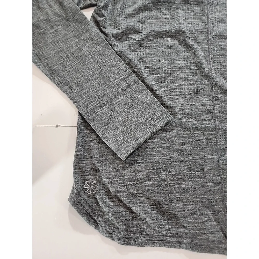 Nike Yoga Long Sleeve Top Size Medium‎ Mens Grey Dri Fit Thumbholes